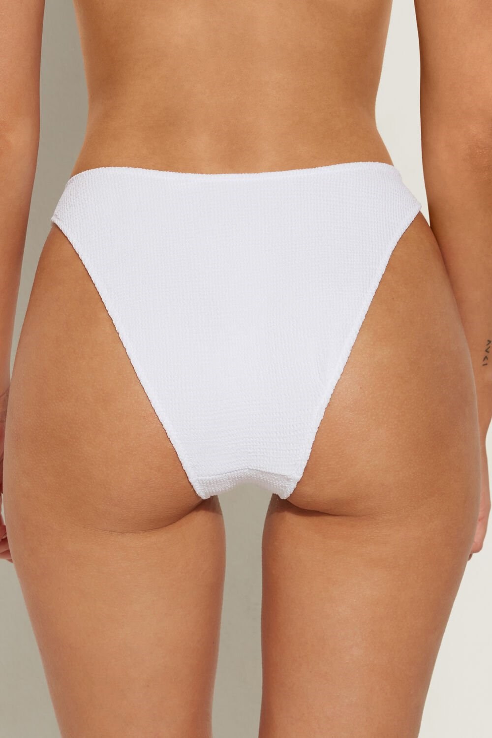 Tezenis 3D-Effect High-Cut Rounded Brazilian Bikini Bottoms Białe Białe | 8473-JUKXP