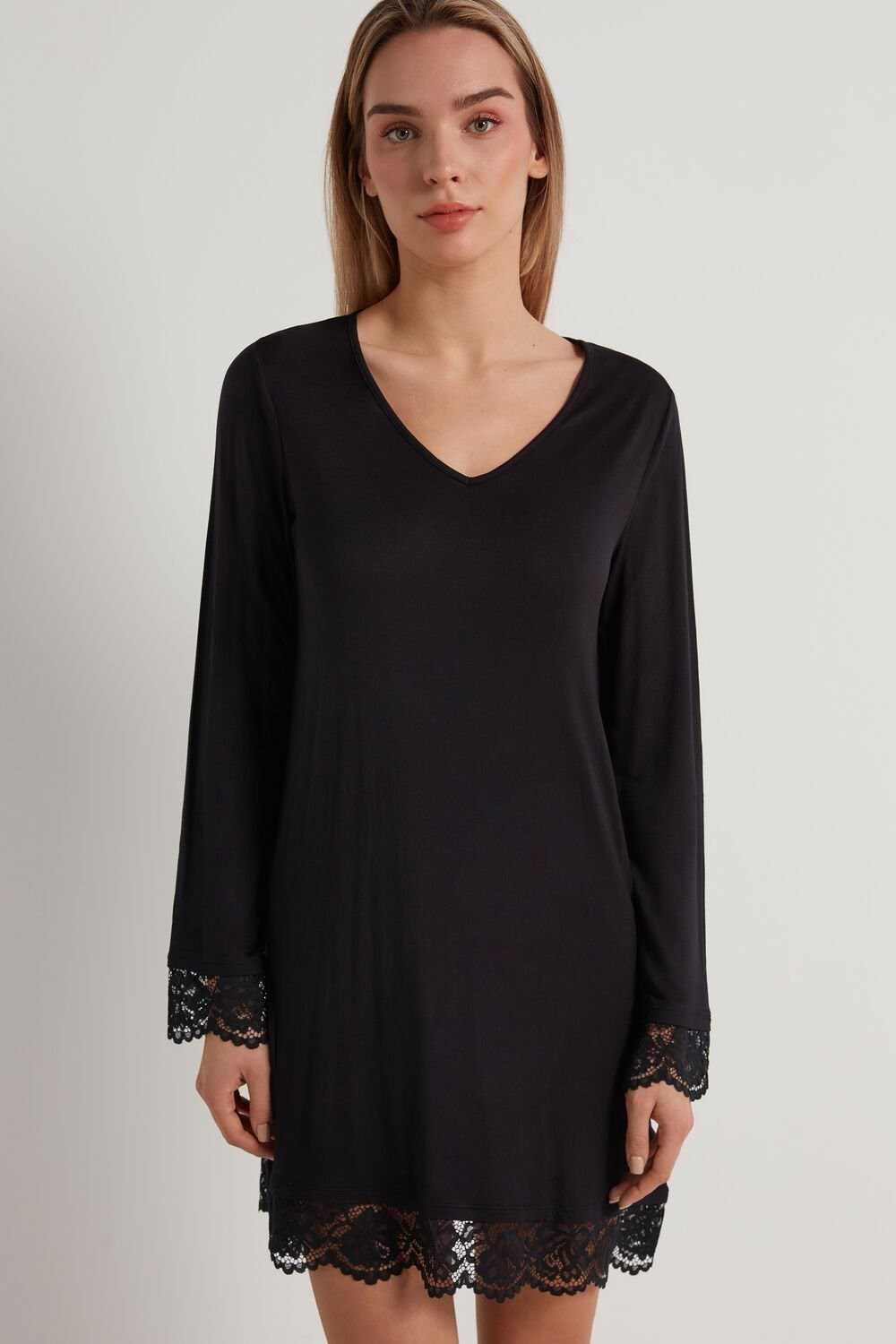 Tezenis Long-Sleeve Viscose and Koronkowe Nightgown Czarne Czarne | 1695-SRFAV