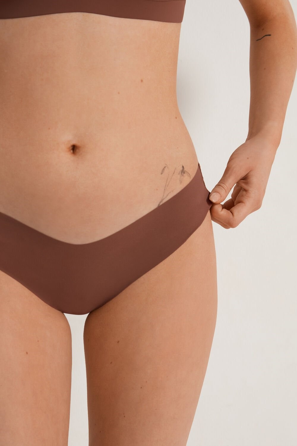 Tezenis Microfiber V-Shaped Laser-Cut Brazilian Panties Brązowe Brązowe | 4637-HDJGL