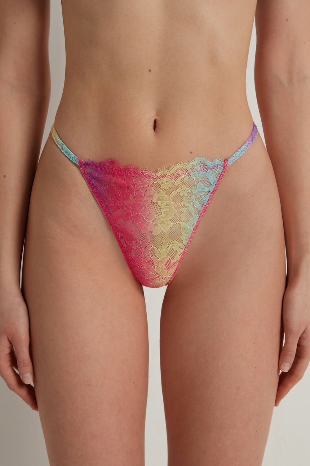 Tezenis Rainbow Koronkowe String Stringi Kolorowe | 4270-GLBSF