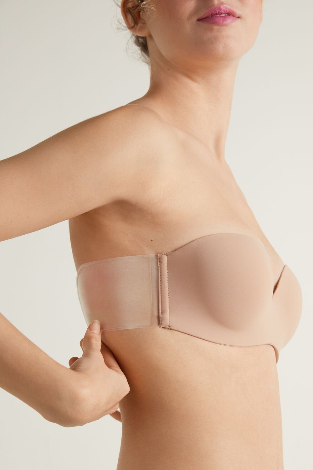 Tezenis Super Watowany Hold-Up Bandeau Bra with Silikon Back Nude Natural Blush 1905 | 1086-UKQVX